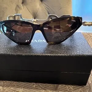 Prada | Accessories | Prada Butterfly Sunglasses In Havana  display picture 3
